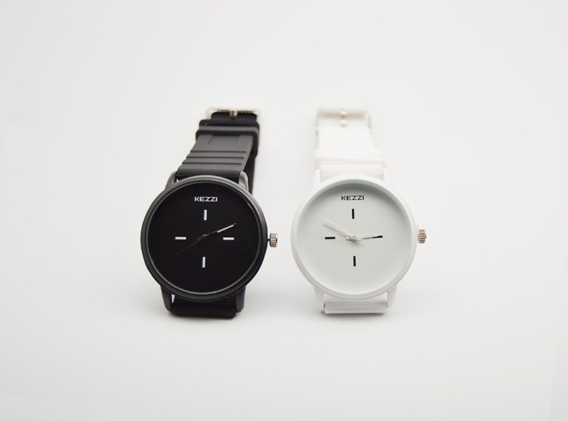 Casual Monochrome Women's Watches